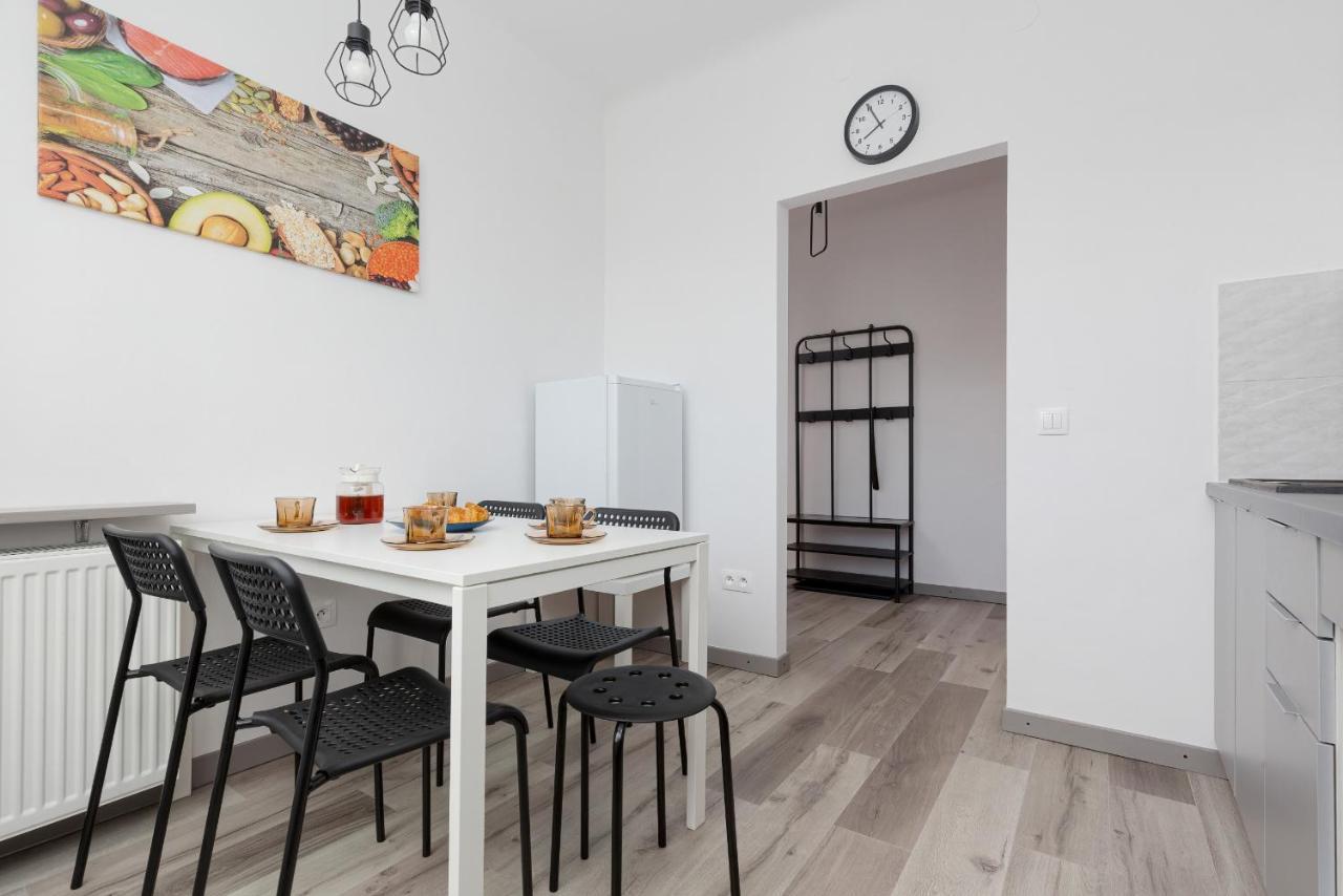 Kamienica Stanislawa Augusta Warszawa By Noclegi Renters Екстериор снимка